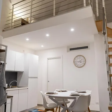 Trevisani 221 Apartment Bari
